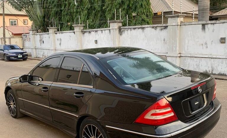 
								Naija Used 2007 Mercedes-Benz C 280 full									