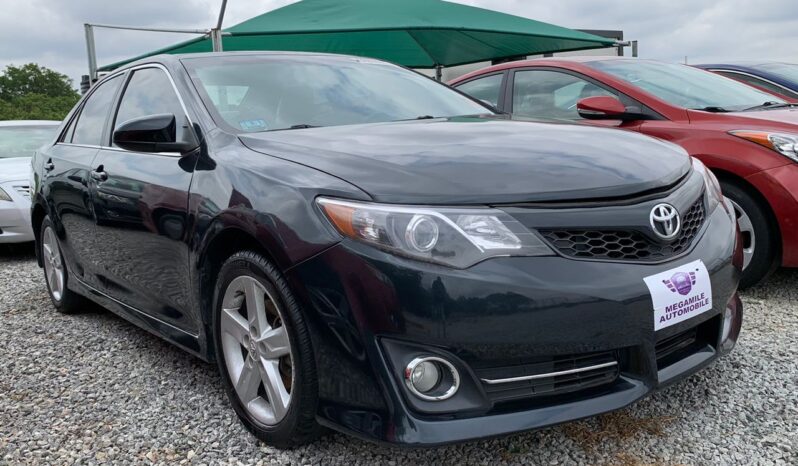 
								Foreign Used 2012 Toyota Camry full									