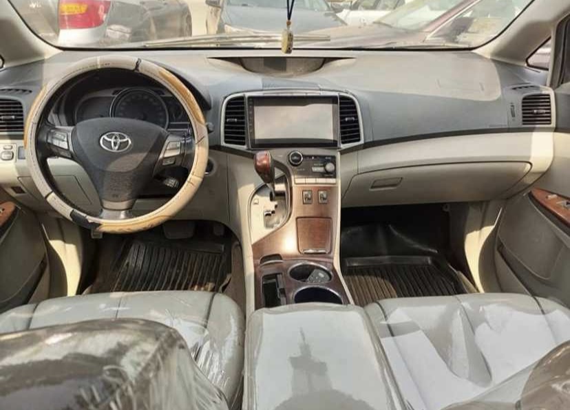 Naija Used 2011 Toyota Venza