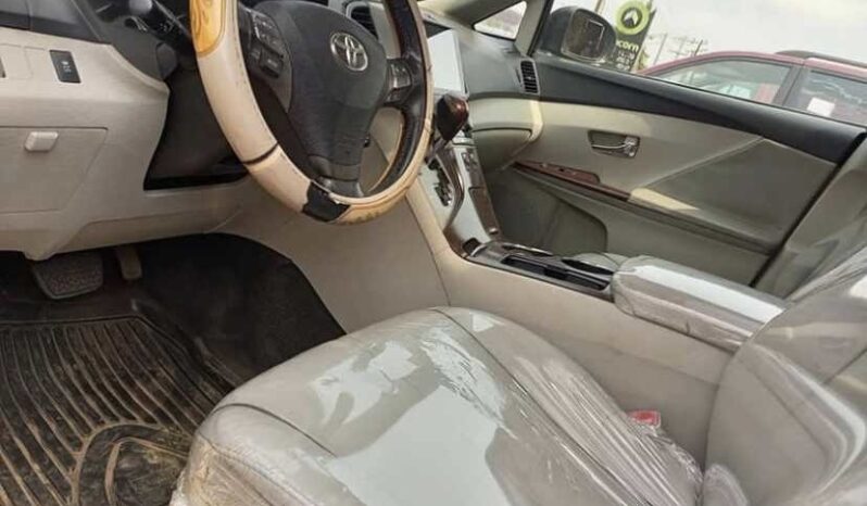 
								Naija Used 2011 Toyota Venza full									