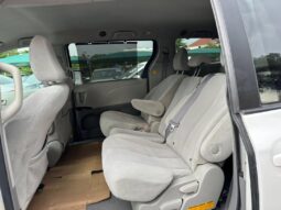 
										Foreign Used 2010 Toyota Sienna full									