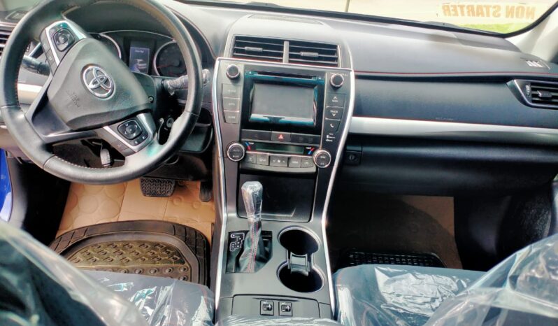 
								Foreign Used 2015 Toyota Camry full									