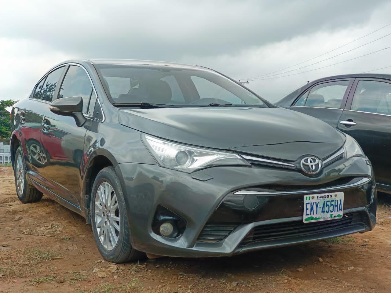 Naija Used 2019 Toyota Avensis