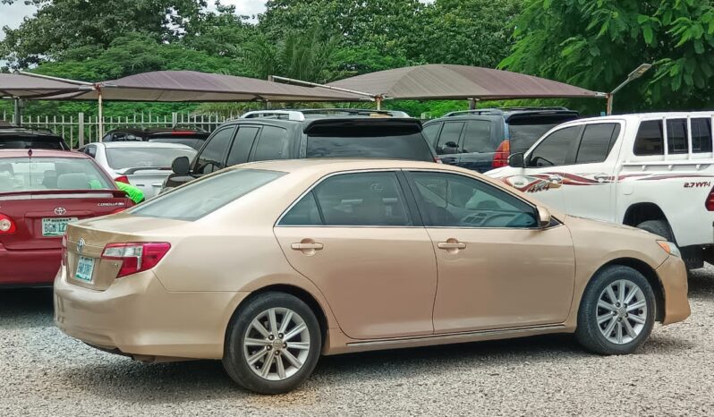 
								Naija Used 2013 Toyota Camry full									