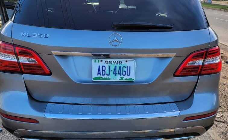 
								Naija Used 2015 Mercedes-Benz ML 350 full									