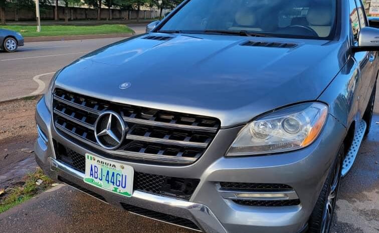 
								Naija Used 2015 Mercedes-Benz ML 350 full									