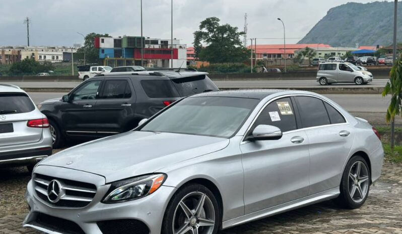 
								Foreign Used 2016 Mercedes-Benz C 400 full									