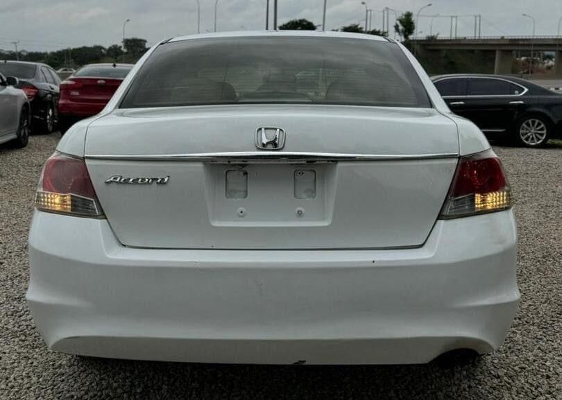 Honda Accord 2008 3.5L vs 2.0L